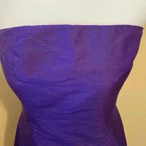 MODA International Purple 100% Silk Cocktail Strapless Dress in Size 8. - Picture 2 of 13